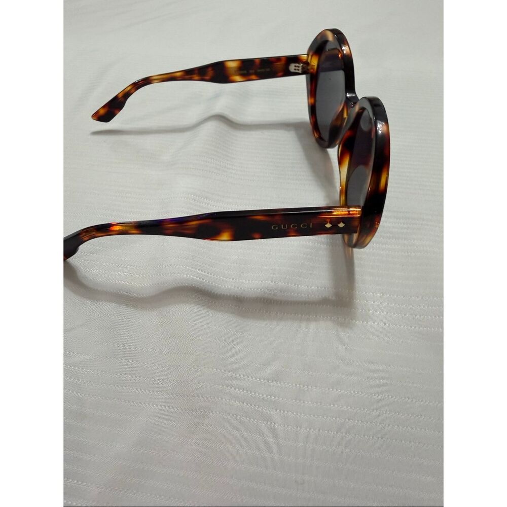 GUCCI GG1081S Women’s Tortoise Sunglasses - Picture 3 of 13